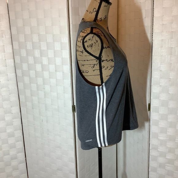 NWT adidas gray athletic tank top size medium - Picture 7 of 7